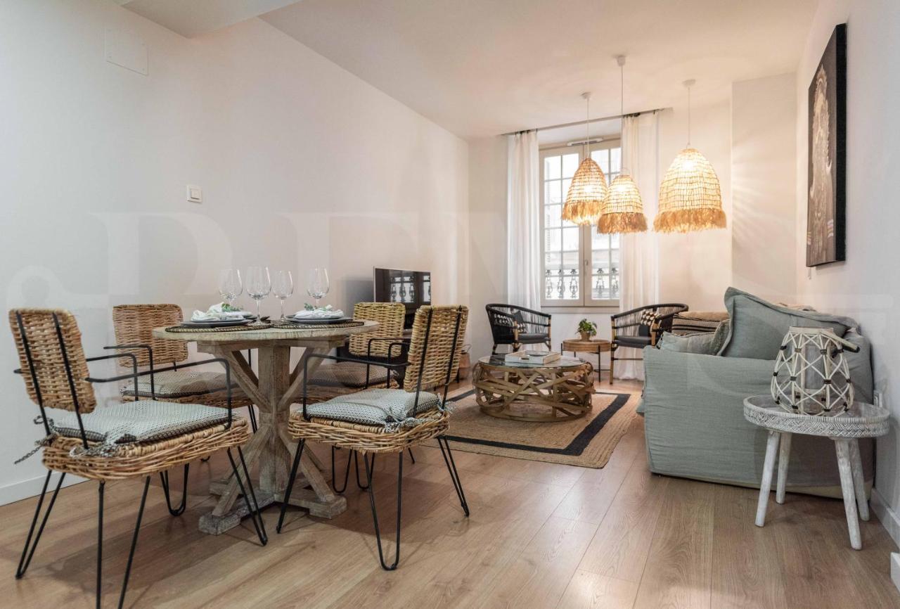 Lovely Boho Apartment With Parking - Historic Center By Rems Malaga Exterior photo